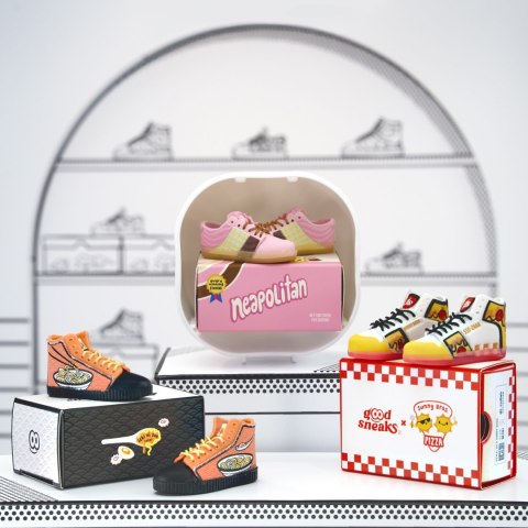 546955-EUC MGAs Miniverse Make it Mini Sneakers