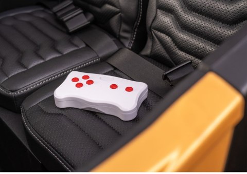 Pojazd na akumulator Buggy Arctic Cat WILDCAT XX 24V14AH Złoty