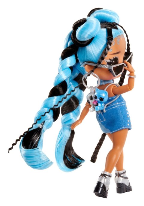 542582-EUC L.O.L. Surprise Tweens Core Doll Freshest